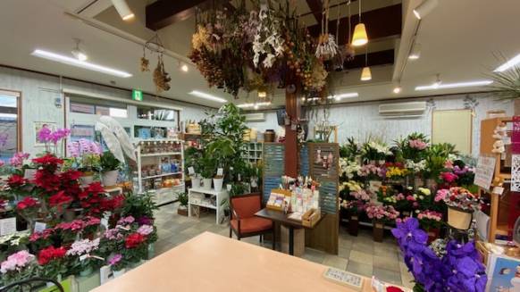 「ひまわり生花店」　（岩手県久慈市）の花屋店舗写真2